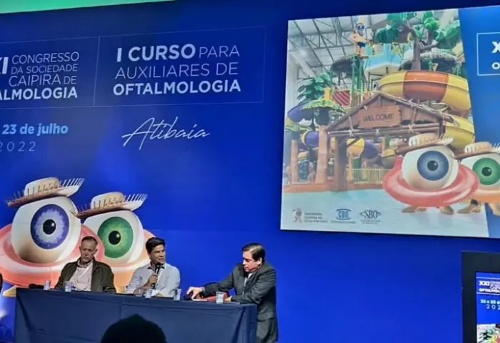 Dr. Victor no Congresso Caipira 2022 apresentando o caso vencedor do Congresso Brasileiro de Catarata e Cirurgia Refrativa 2022 – BRASCRS