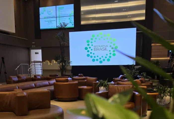 PEC Refrativa Brasil reúne especialistas no IOA para uma noite de atualização e inovação em cirurgia refrativa